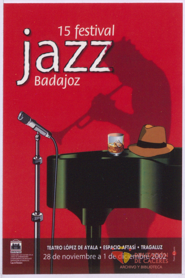 Plakat für das 15. Festival Jazz Badajoz mit einem Mikrofon, Hut und einem Glas auf einem Tisch mit Textinformationen zum Festival.
