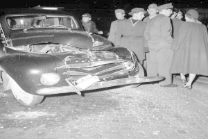 POL-WAF: Ennigerloh. Betrunkener Fahrer ignorierte Schäden von einem anderen Unfall