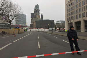 POL-BO: "Ich freue mich sehr auf die Polizeipräsidentschaft Bochum!" - Dr. Carsten D"ubbers ist der neue Chef der Kripo - Ralf Gromann geht in den Ruhestand