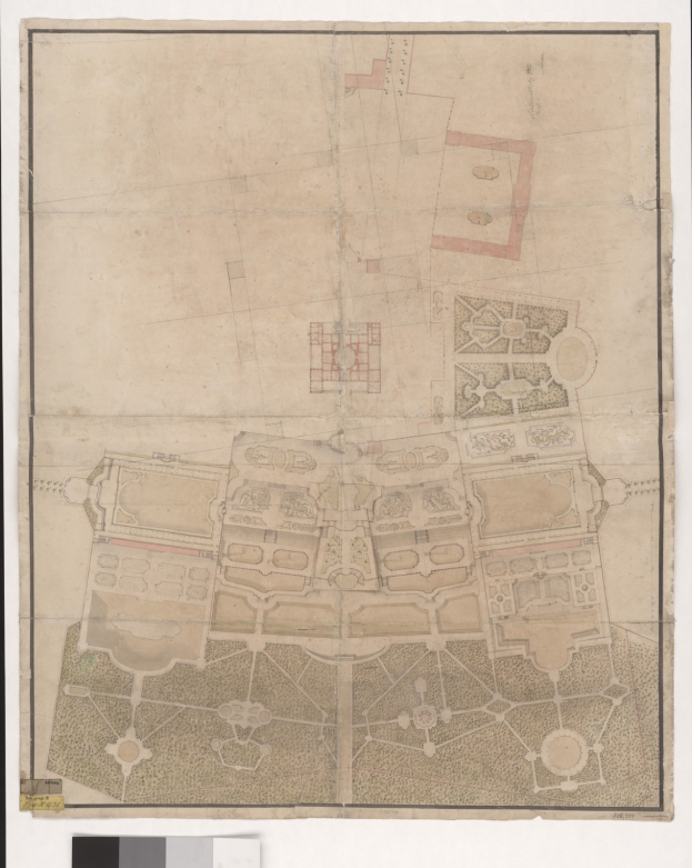 Ein detaillierter Stadtplan mit zahlreichen Gebäuden, darunter ein markantes zentrales Gebäude, begleitet von beschreibendem Text.