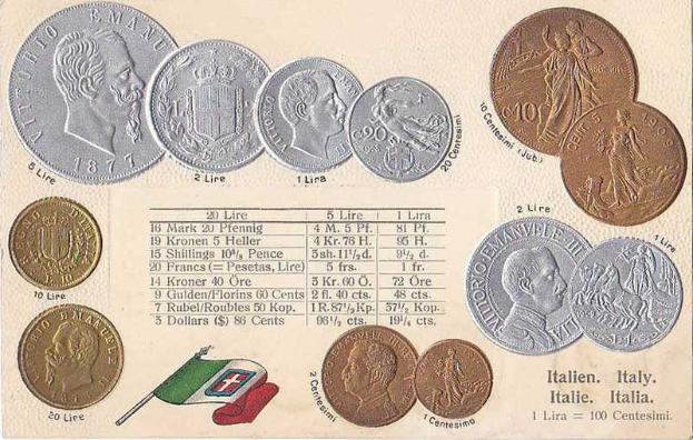 Eine Sammlung italienischer Münzen von 1877-1910, darunter 20-Lire-Münzen, in einer Reihe mit Text und Porträts, neben zwei Flaggen, darunter die italienische Flagge unten.