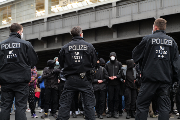 POL-WES: Kamp-Lintfort - Vorstellung der neuen Dienststellenleitung der Polizeiwache West/ Kamp-Lintfort