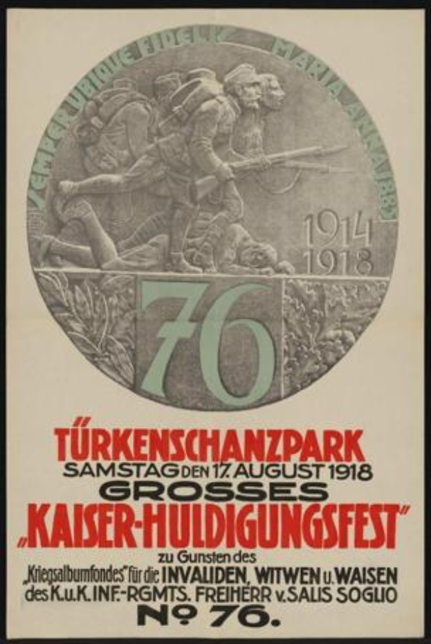 Plakat zum 70-jährigen Jubiläum des Kaiser-Huldigungsfestes in Berlin, Deutschland, mit einer Gruppe von Menschen umgeben von Text und Zahlen, gerahmt in einem klassischen Foto-Rahmen.