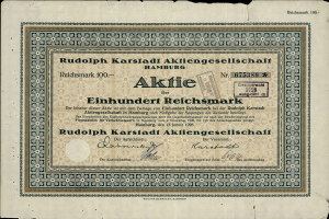 Eine alte deutsche Banknote mit schwarzem Hintergrund und der Aufschrift "Rudolph Karlstadt Aktiengesellschaft Hamburg"